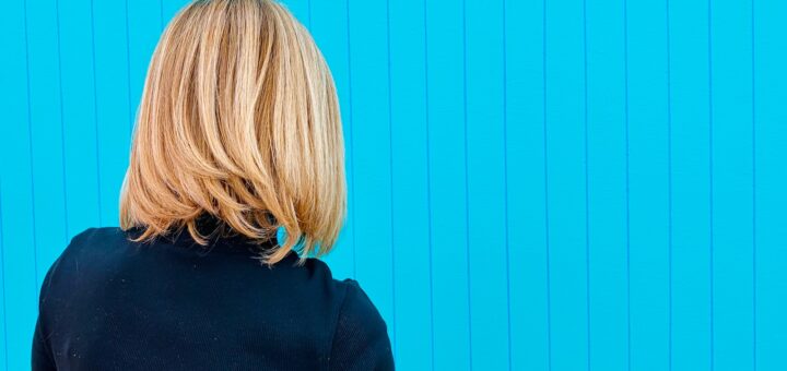 Cheveux : 5 astuces pour un lissage parfait